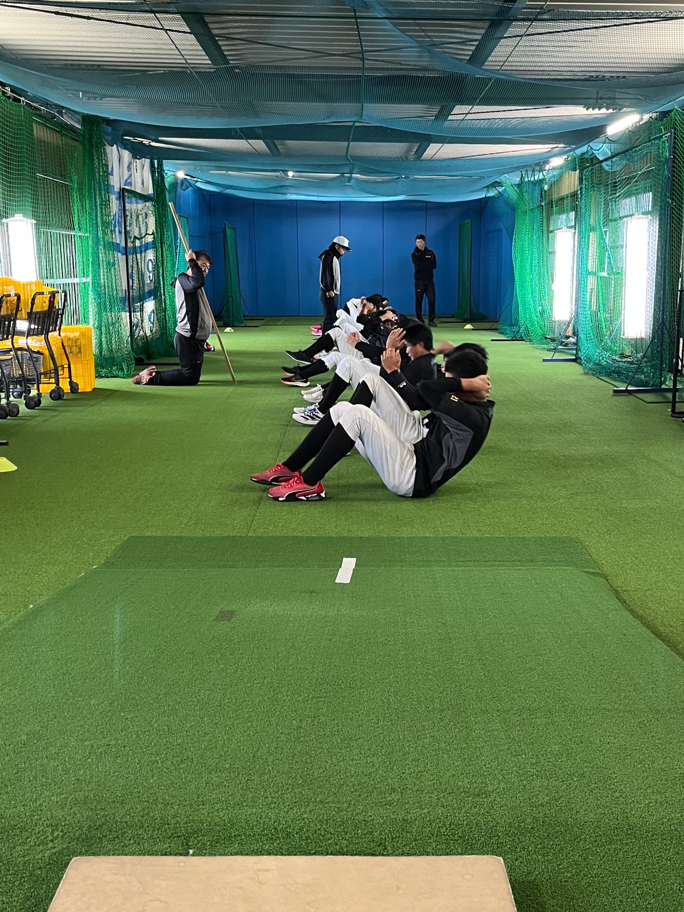 一日雨天の為室内練習_00