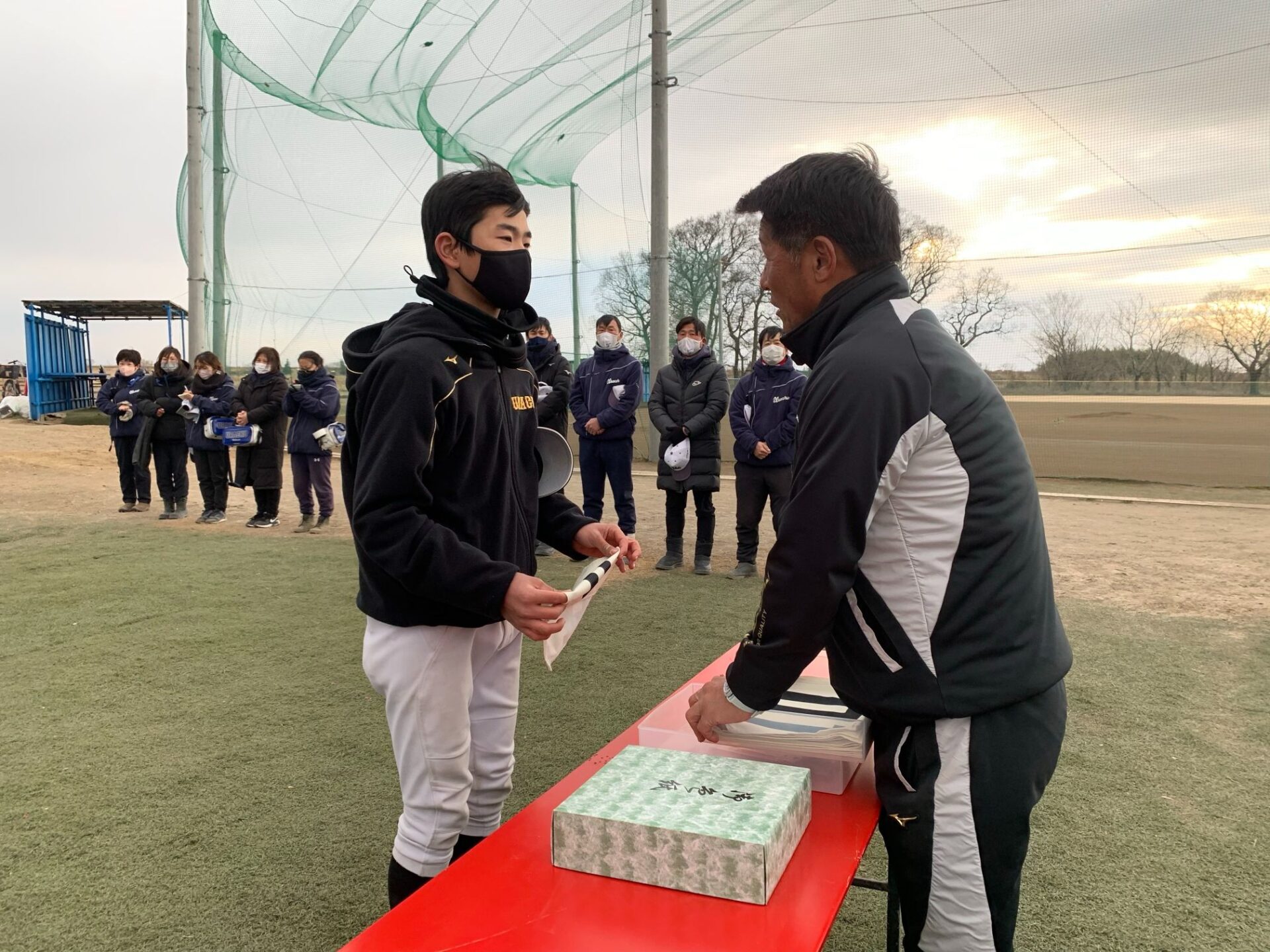 大会前練習と背番号授与式_00