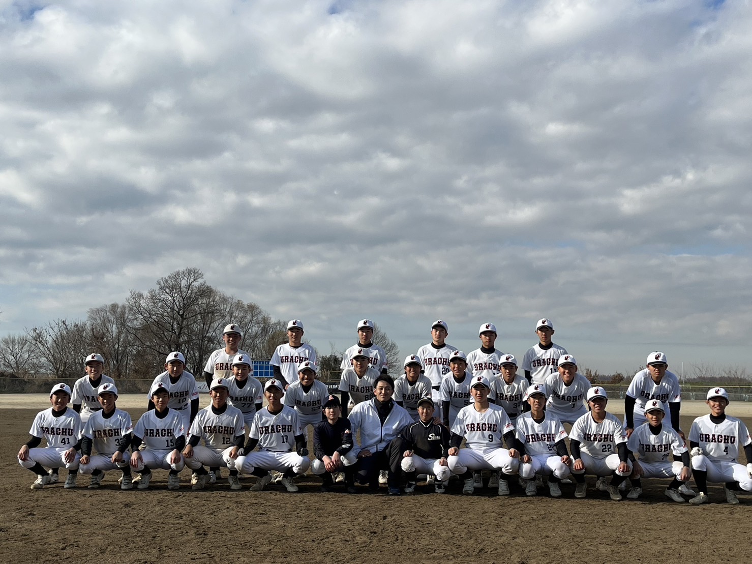 ロッテマリーンズ小島和哉投手_00